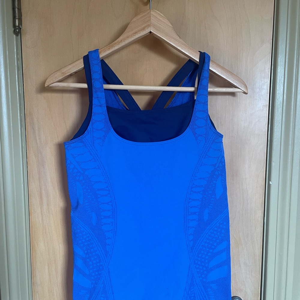 Athleta Blue Women's Active Wear Small Top